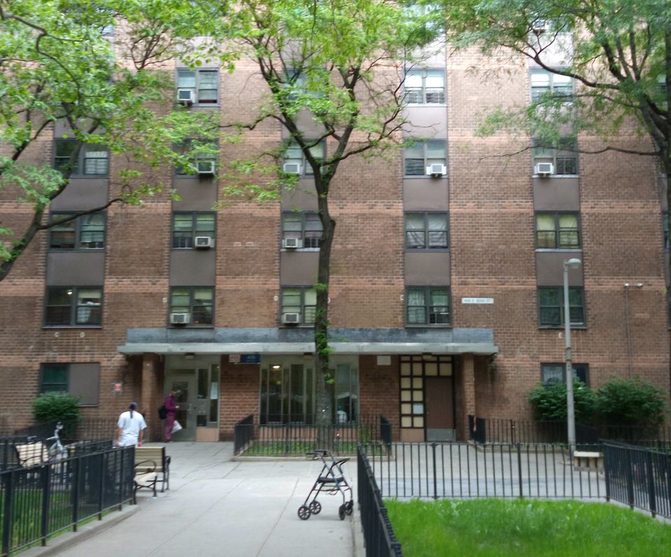 Indebted New York City Housing Authority plans to lease public housing