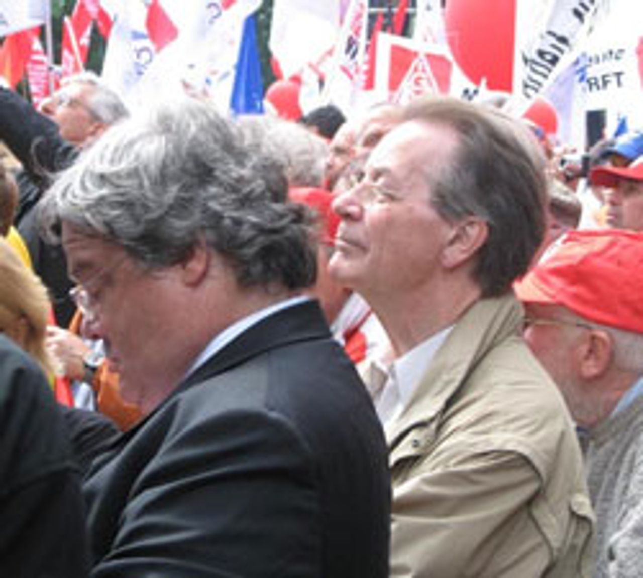 Reinhard Btikofer (left) Franz Mntefering (right)