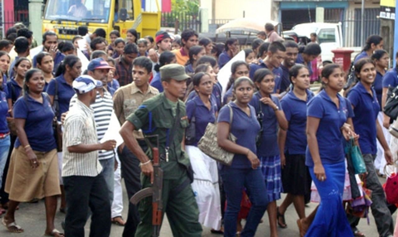 Workers marching in Ja-Ela