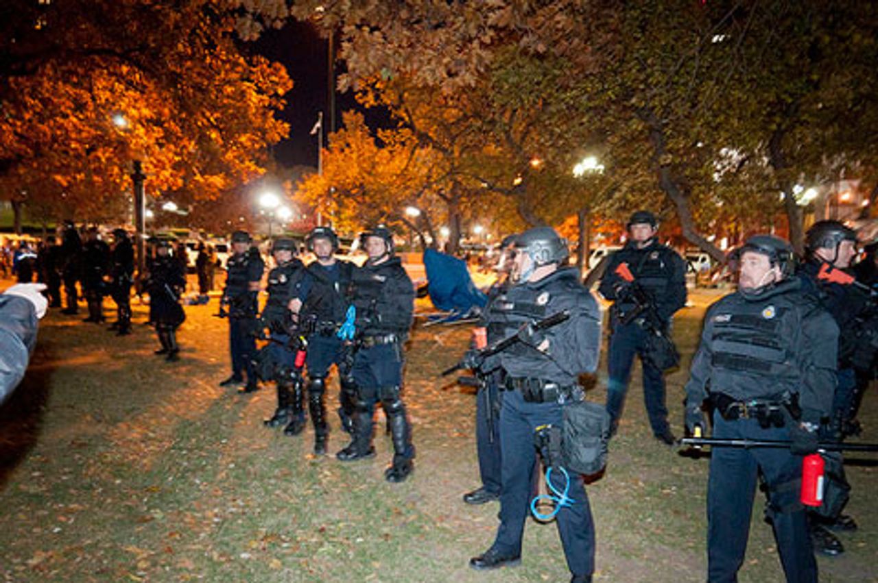 US authorities step up nationwide crackdown on Occupy protests