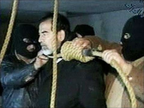 http://www.wsws.org/asset/0c9325b2-e8c8-42e1-8dbf-72ce6375c70F/Saddam-Hussein-executed-for-war-crimes.jpg?rendition=image480