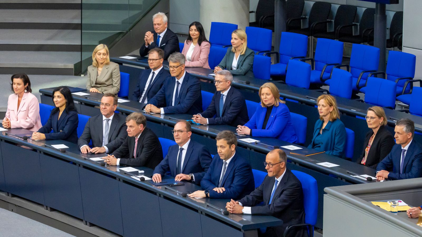 Allparteienkoalition-f-r-Kriegshaushalt