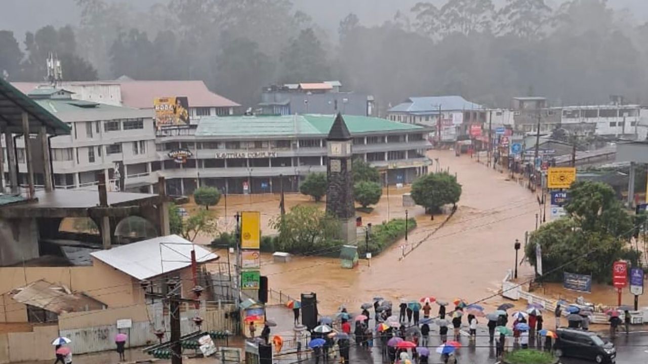 බිහිසුනු “දිට්වා” සුලිකුනාටුව රටපුරා සියයට වැඩි පිරිසක් මරනට පත් කරමින් ඉමහත් ව්‍යසනයක් නිර්මාන කරයි