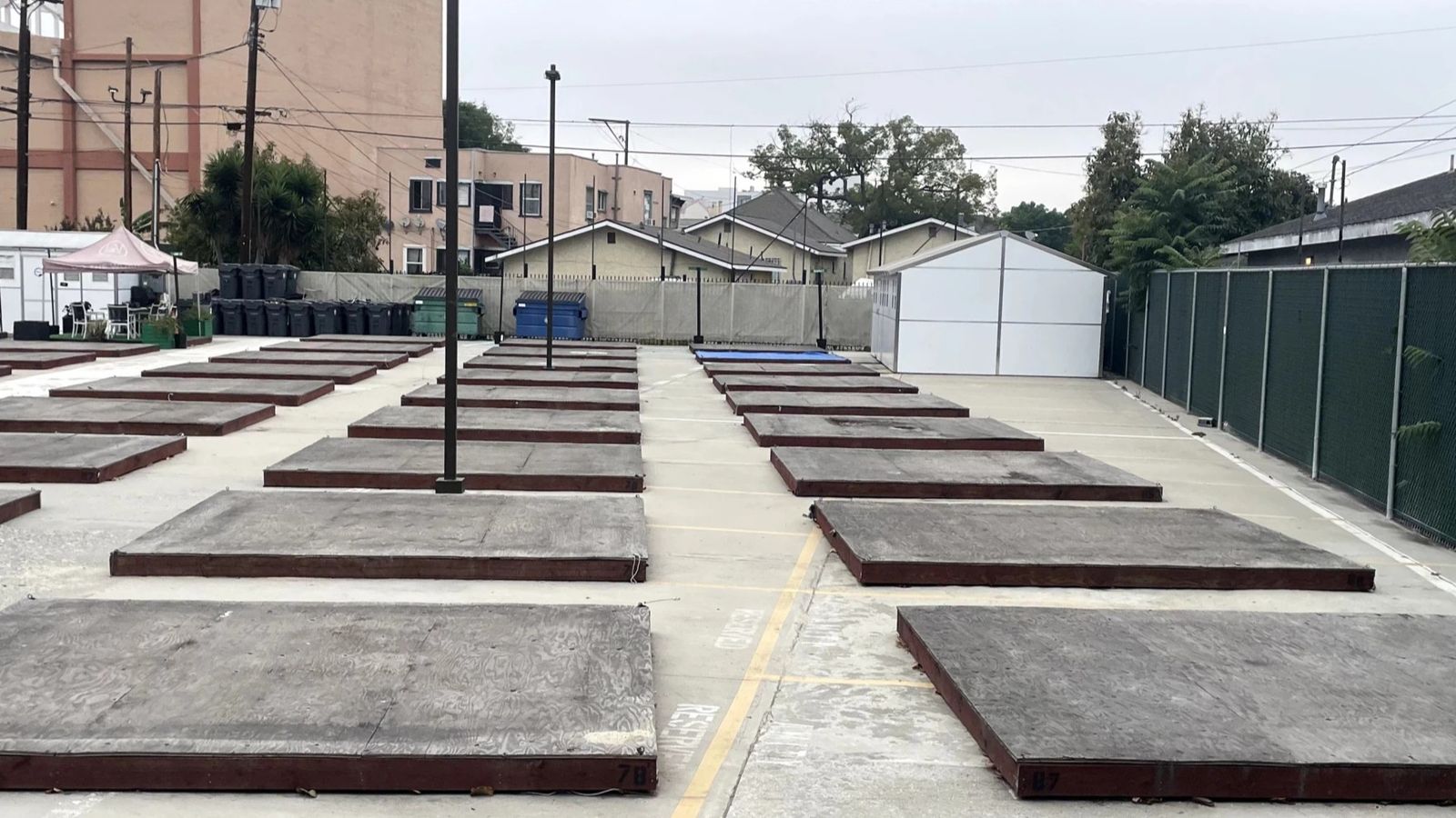 City of Los Angeles paid millions for homeless beds that did not exist