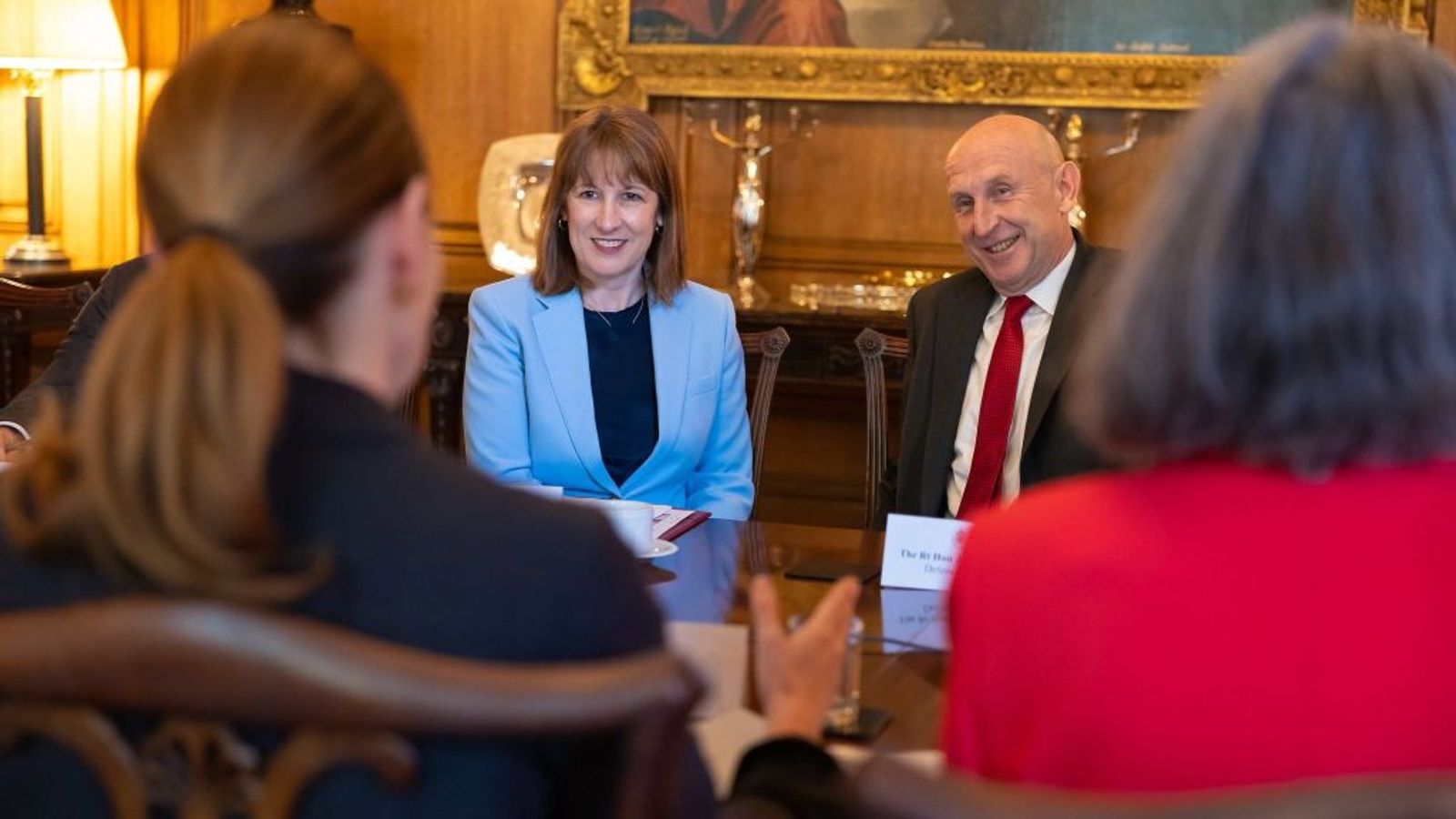 British ruling elite to increase military spending to fight “protracted, industrial-scale war”