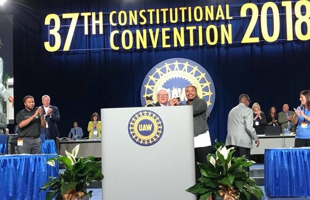 As Constitution Convention Opens Uaw Promotes Trump S