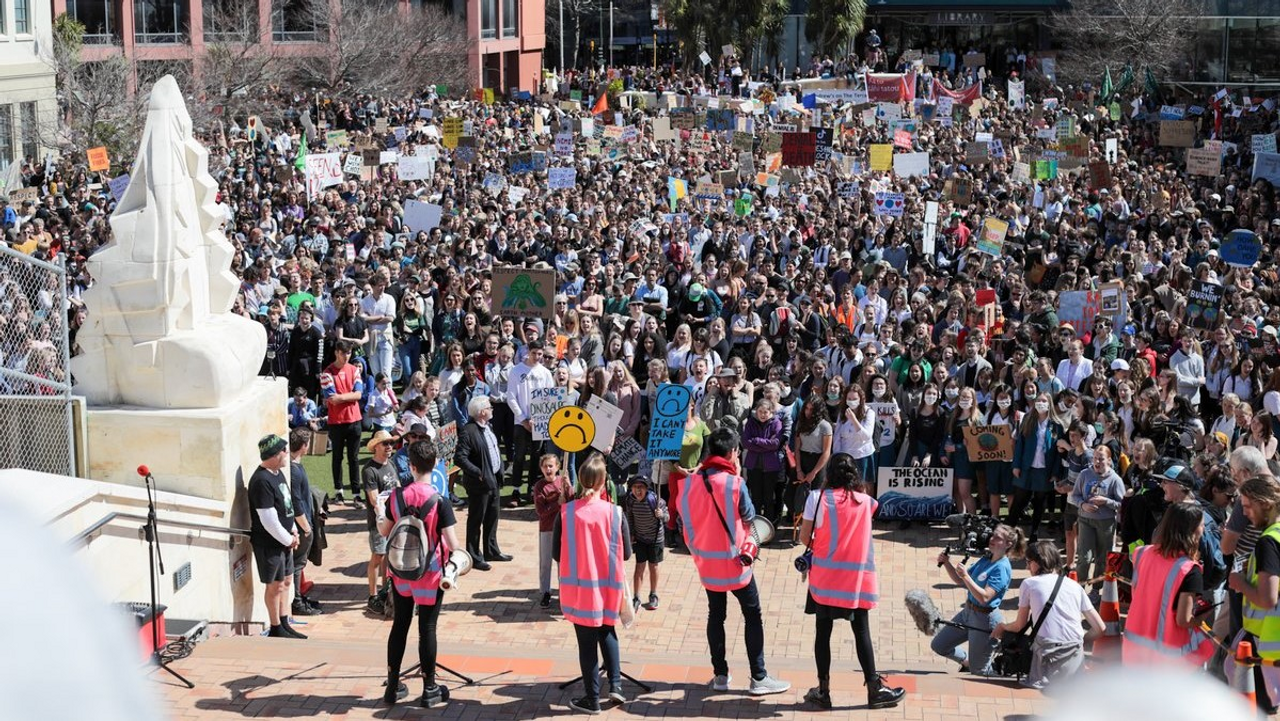 Protesters in Wellington [Credit: Brendon Doran—Twitter @bsd1]