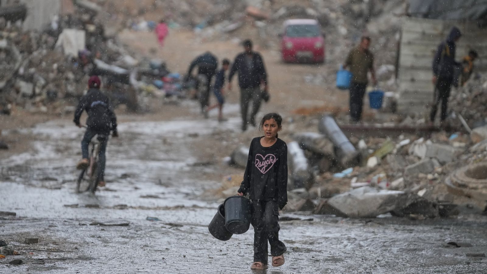 Un rapport d’une commission de l’ONU conclut qu’Israël commet un génocide à Gaza et qu’il s’en prend délibérément aux enfants