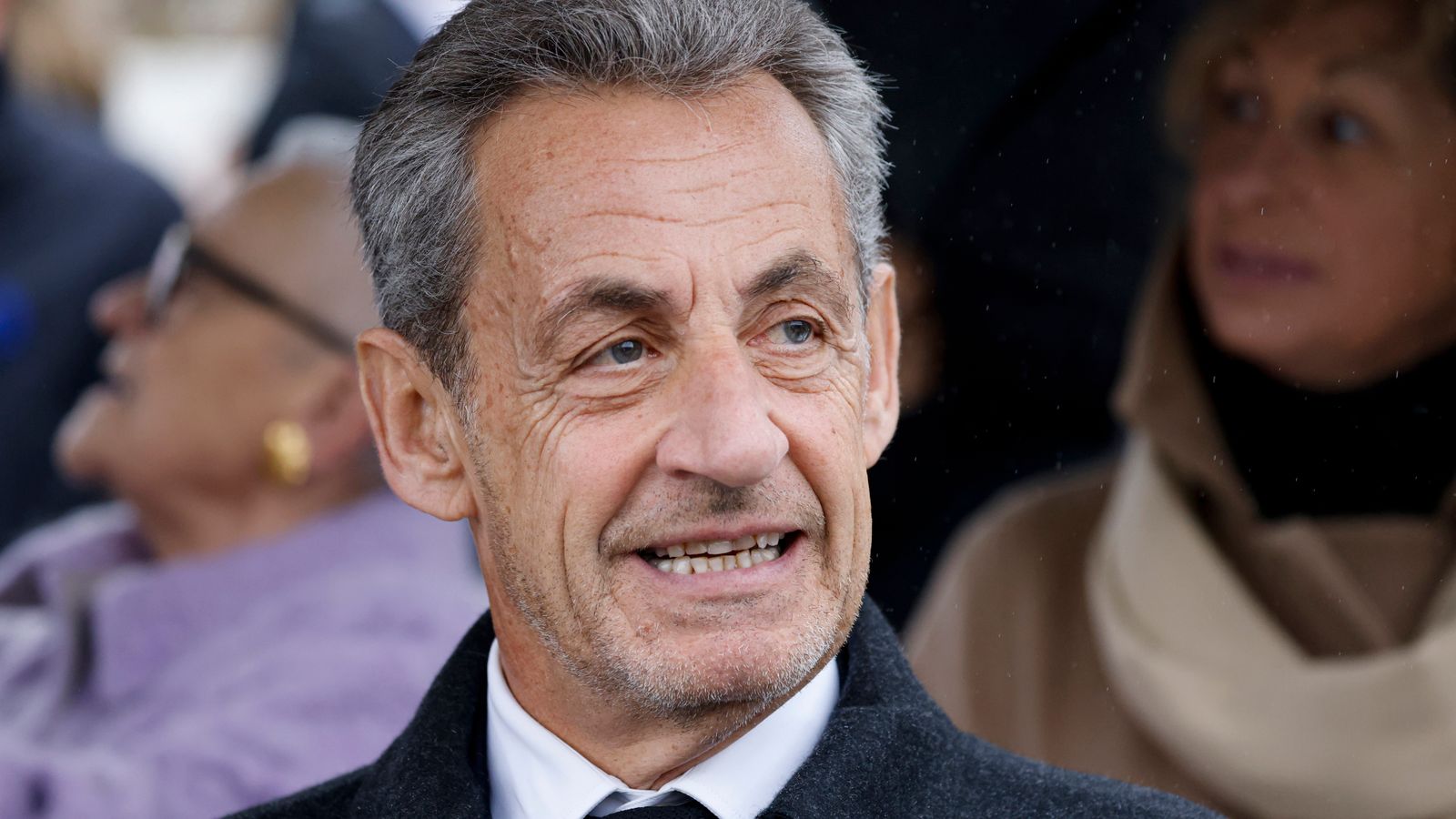ニコラ・サルコジ元フランス大統領に懲役3年の判決