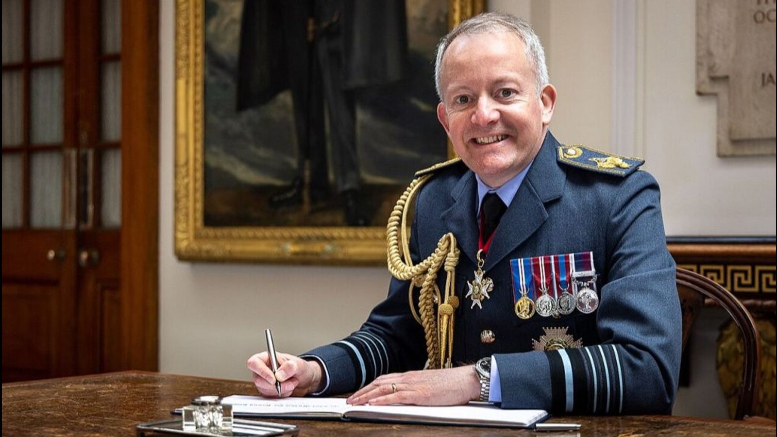 UK Armed forces head demands “sacrifice for our nation” amid calls for military spending surge