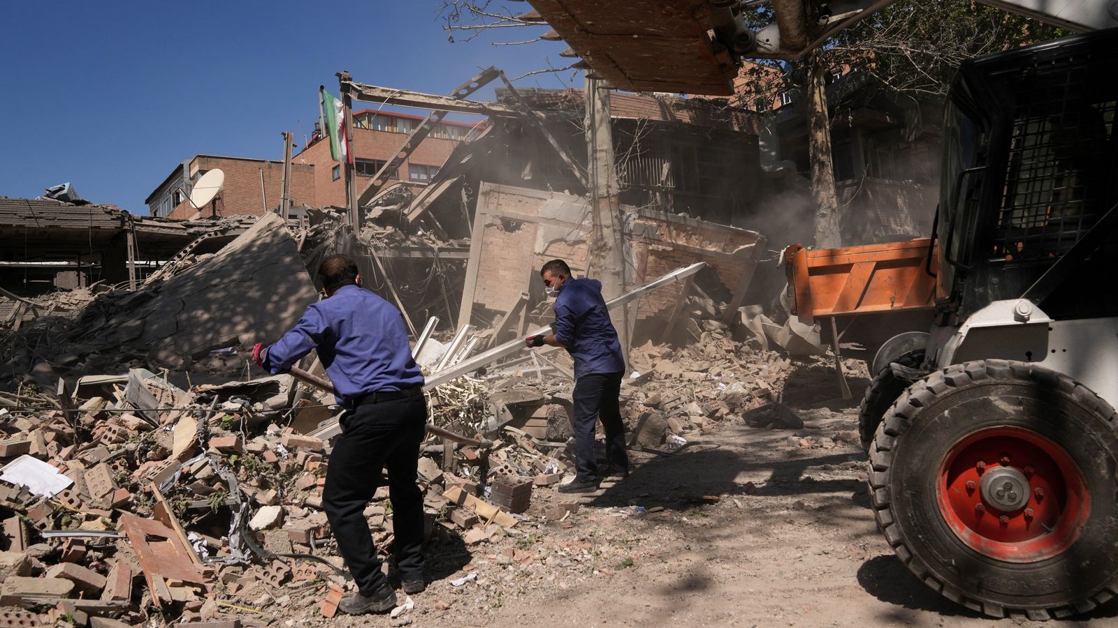 Jacobin and the DSA sow complacency to demobilize opposition to war against Iran