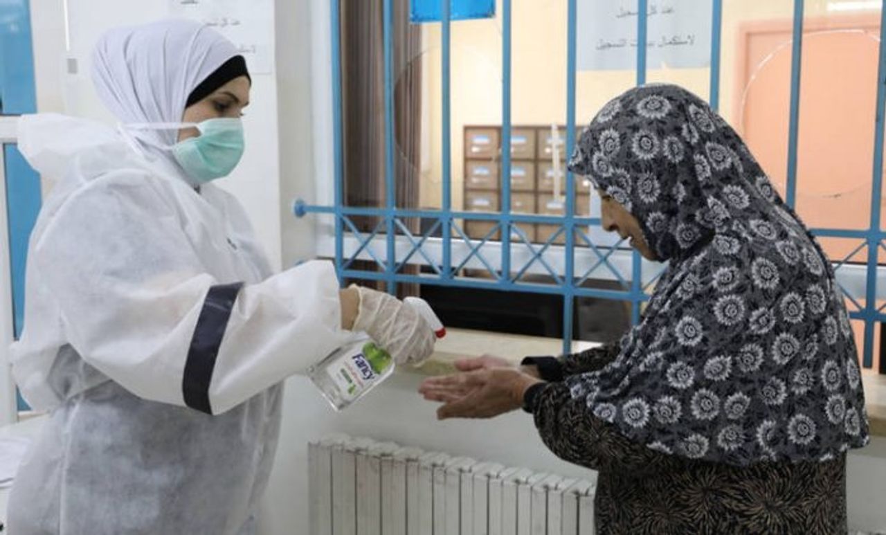 west-bank-hospitals-overwhelmed-as-israel-withholds-vaccines