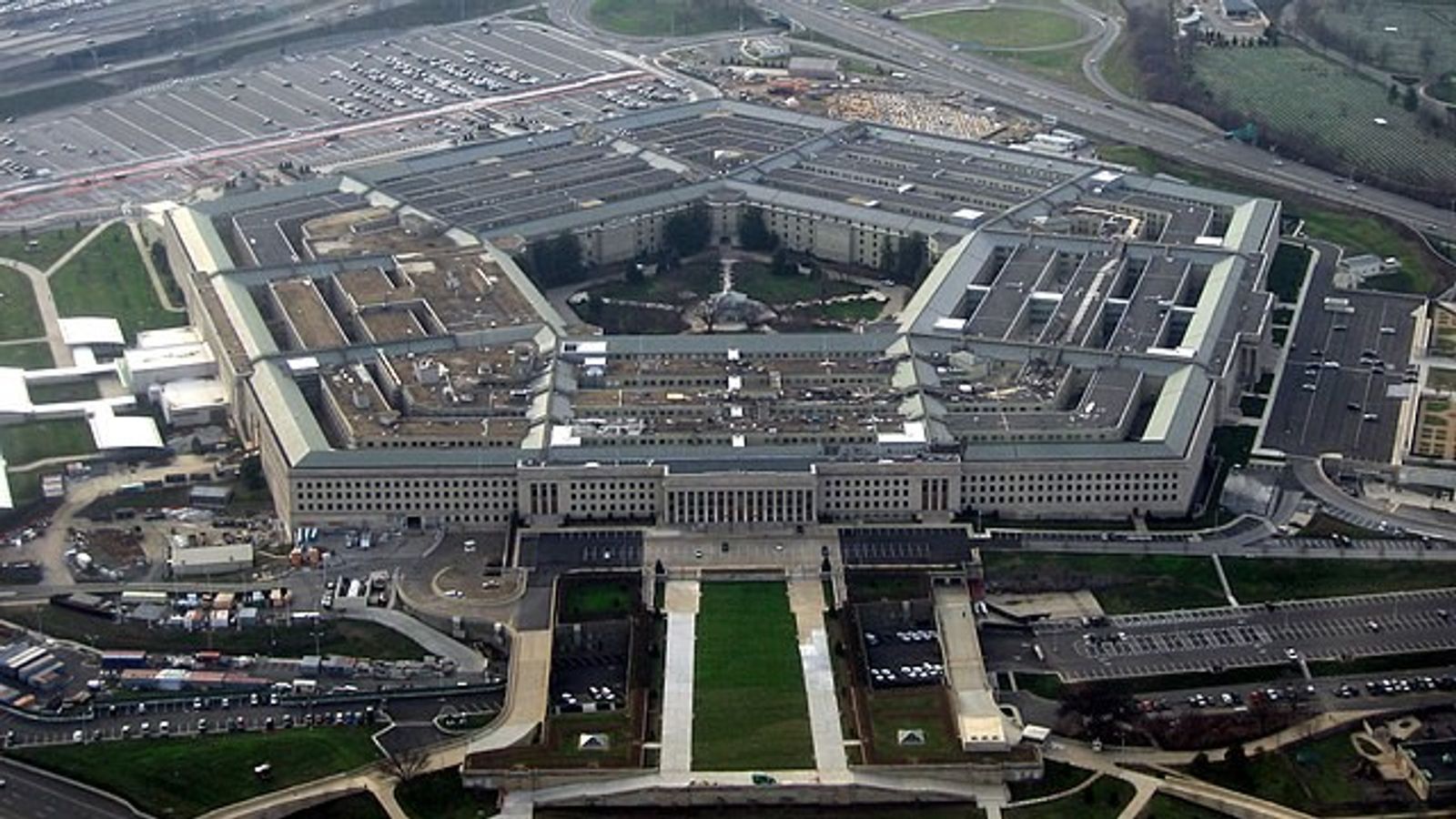 „60 Minutes“-Exposé enthüllt massive Preistreiberei des Pentagons