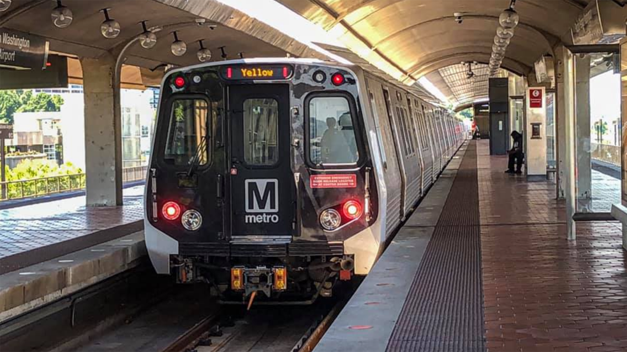 Washington D.C. metro brings back defective train cars without solution for defect that caused series of derailments
