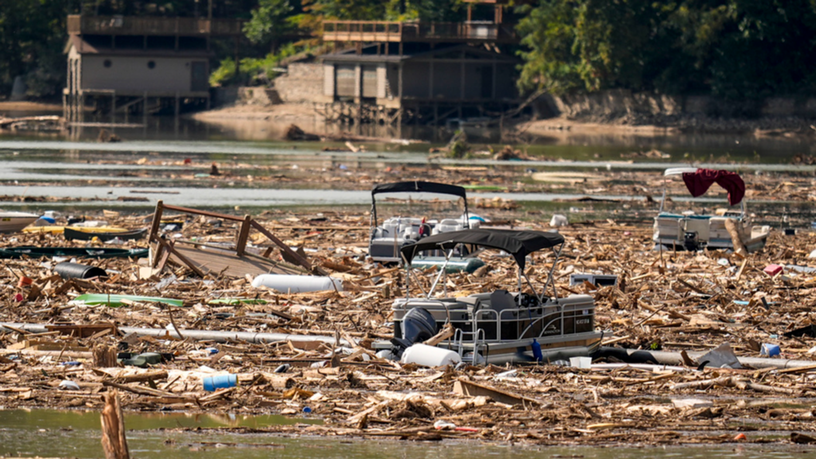 Hurricane Helene death toll rises to 190 as US Southeast digs out from ...