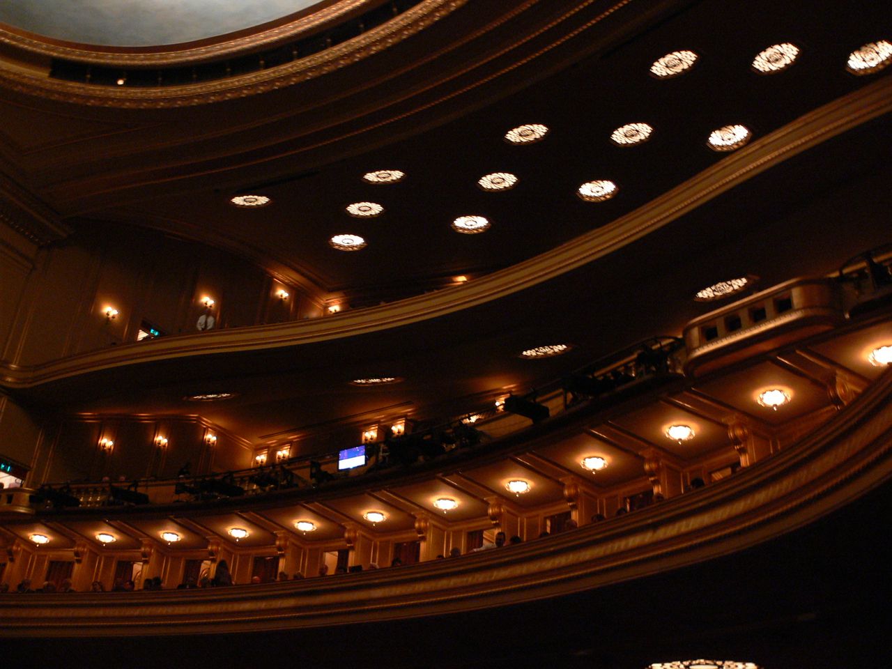 wsws.org - San Francisco Opera musicians strike against wage cuts, the attack on art and culture