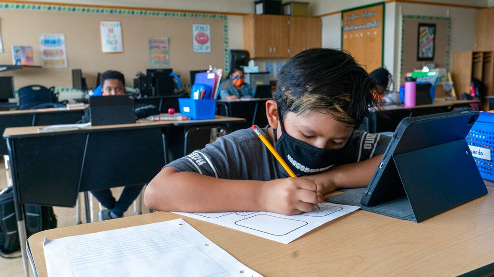 Major staffing shortages at schools throughout the US due to COVID-19 ...