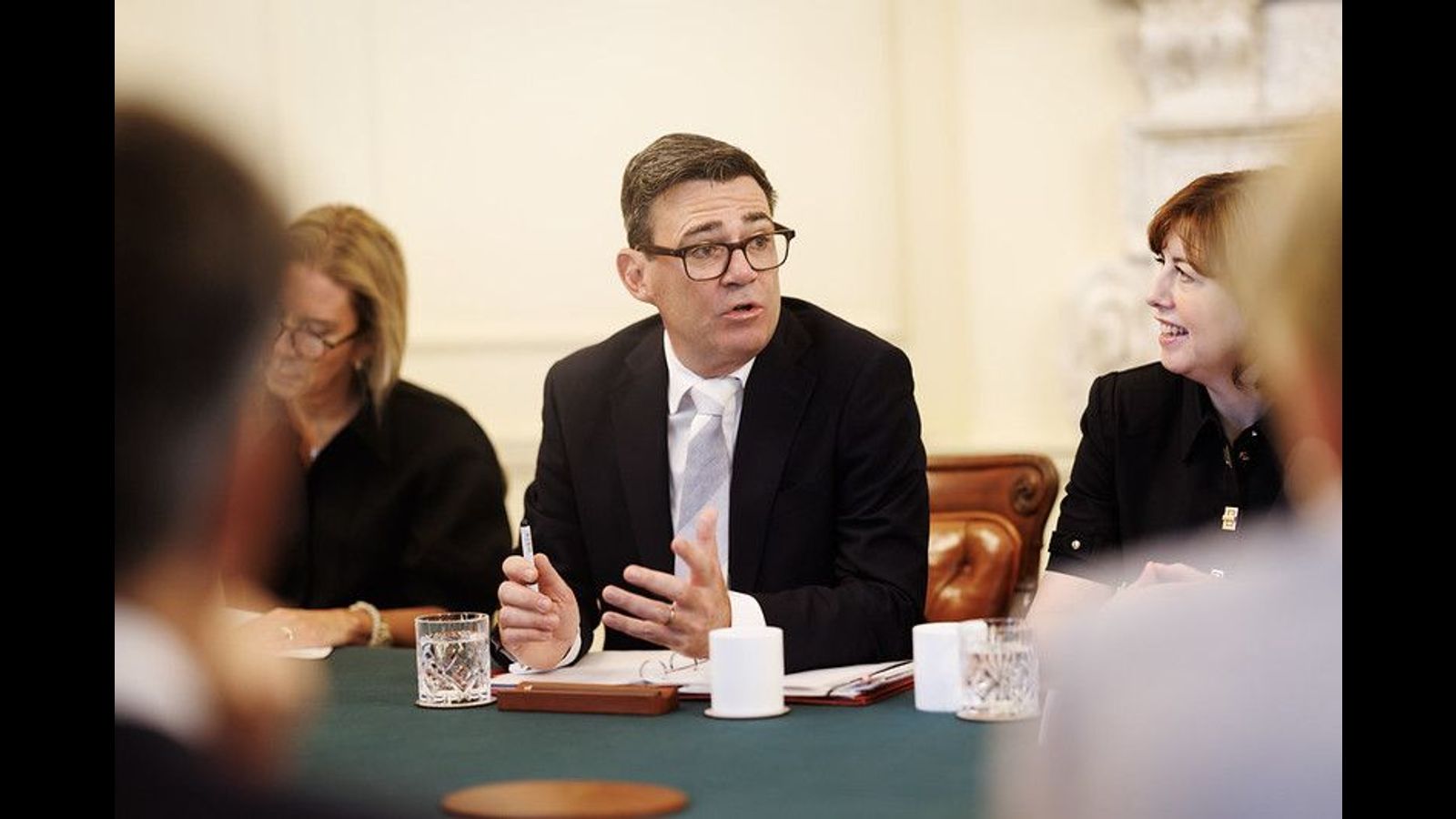Les médias britanniques exigent de Burnham un budget de guerre dirigé contre la Russie
