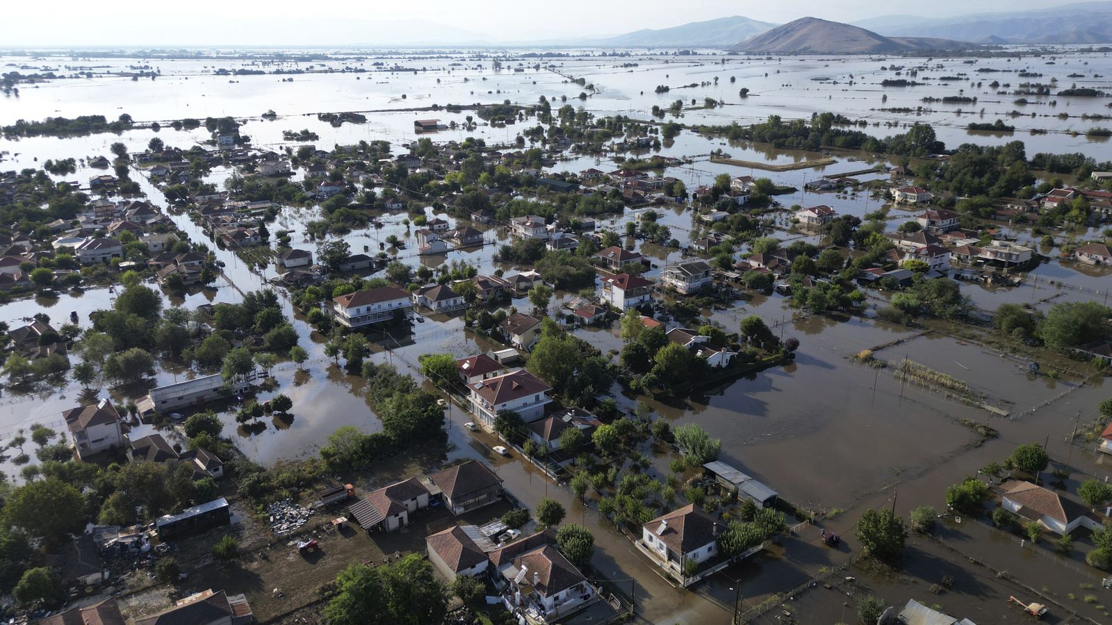 Überschwemmungen bringen Tod und Zerstörung in ganz Europa - World  Socialist Web Site