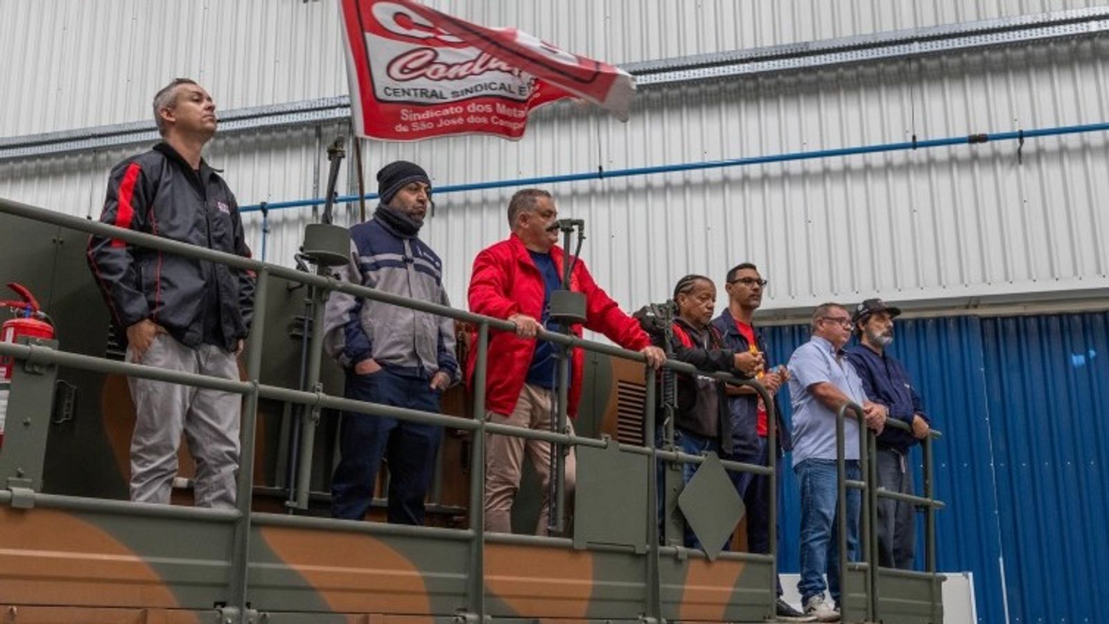 Morenoites campaign for Brazilian Army medal for metalworkers union amid escalating global war