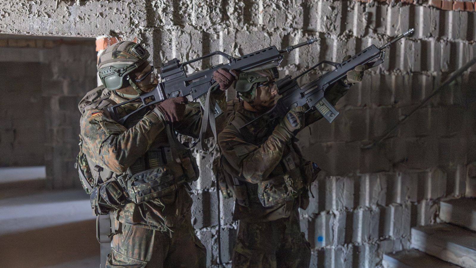 Bollwerk-B-rlin-Bundeswehr-probt-den-Einsatz-im-Inneren-und-operiert-bis-nach-Neuseeland-und-ins-All