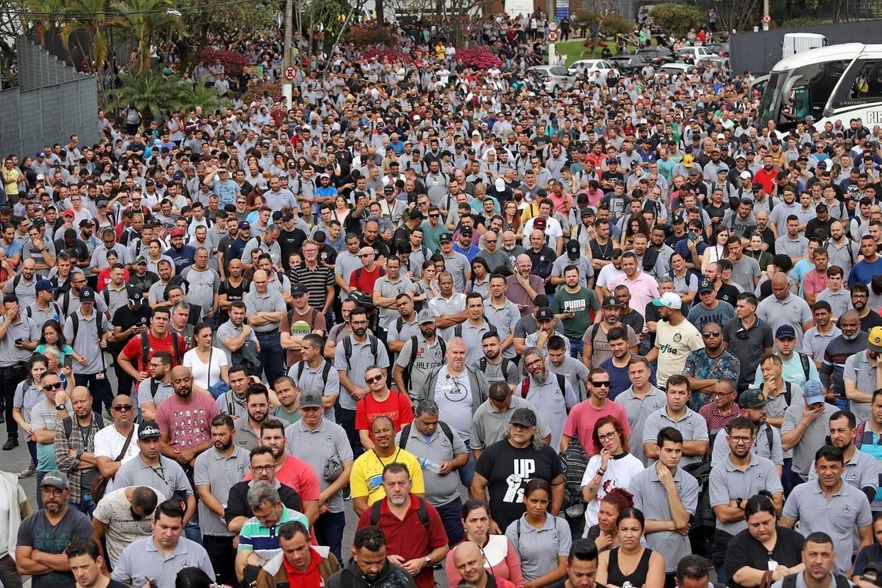 Sindicatos sabotam greve contra 3.600 demissões na Mercedes no Brasil