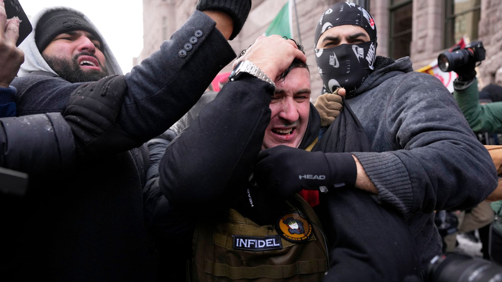 Fascist run out of Minneapolis while attempting to lead pro-ICE, anti-immigrant hate rally