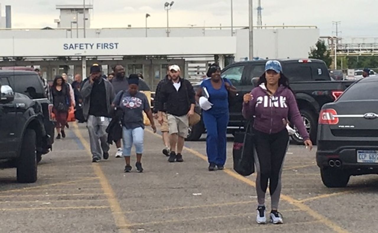 Autoworkers in Detroit support campaign against Google