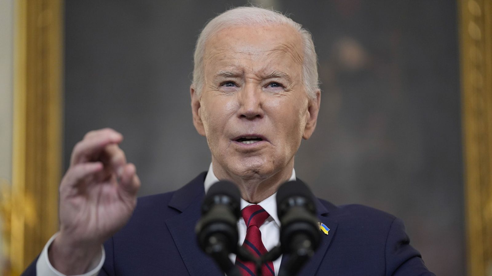Biden signs bipartisan bill for world war - World Socialist Web Site
