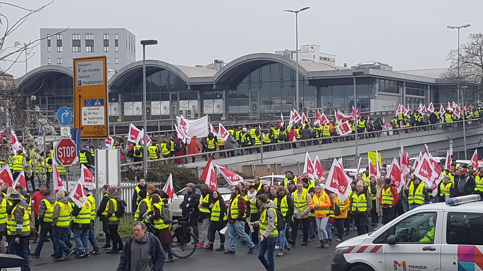 Verdi union agrees sell-out contract for Germany’s federal state workers