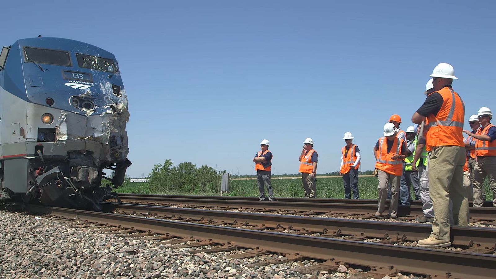 Death total climbs to four in rural Missouri Amtrak train crash - World ...