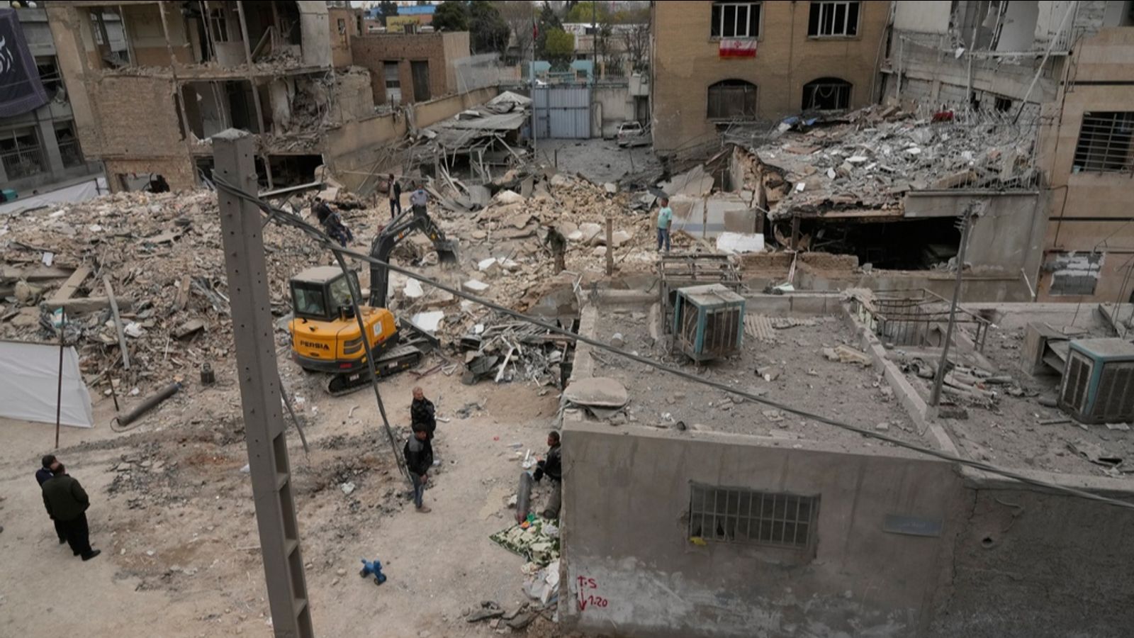 US media, politicians raise prospect of “boots on the ground” in Iran as Marine force deploys