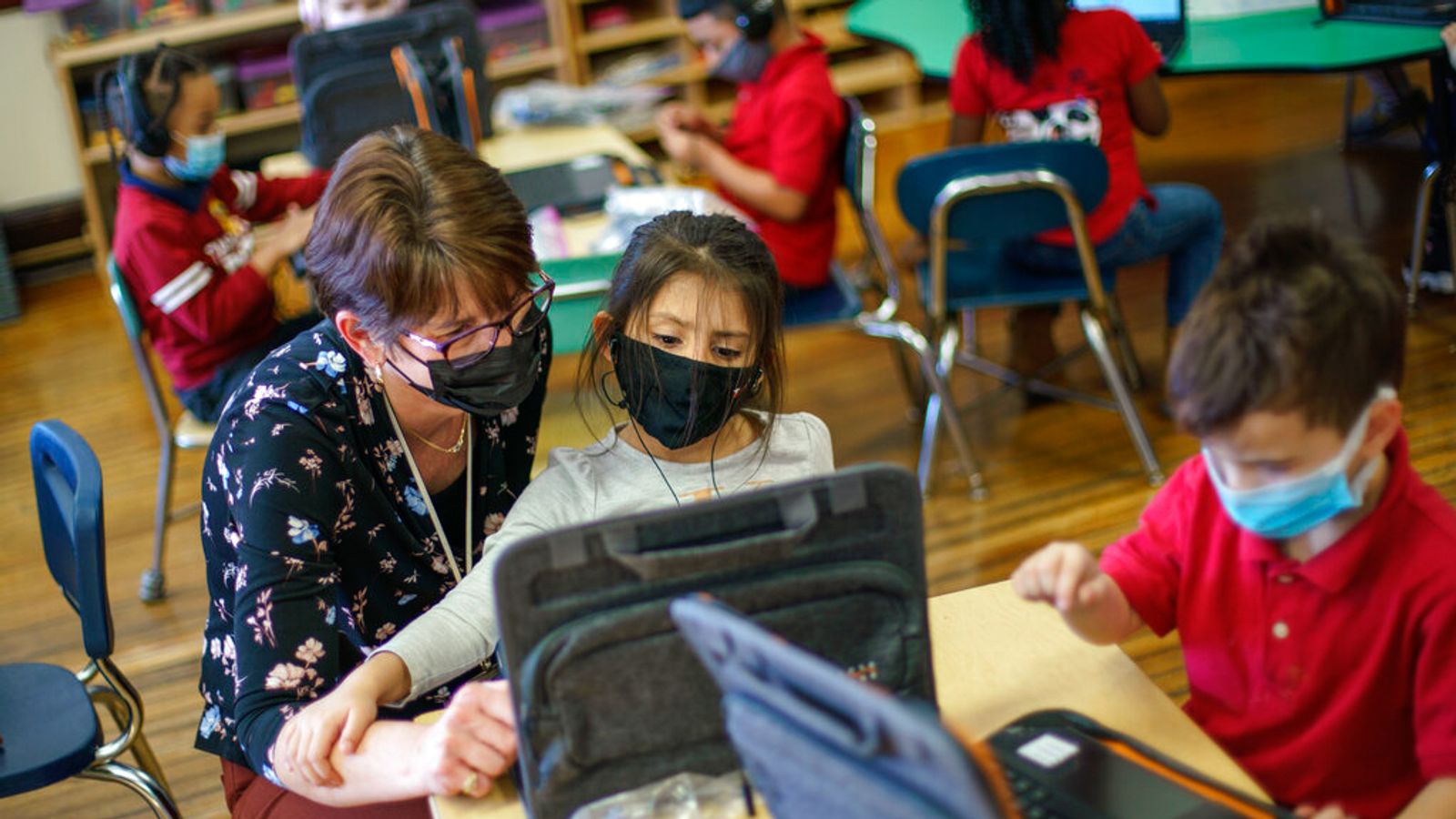 2.6 million US educators and staff quit public K-12 and higher education  jobs during pandemic - World Socialist Web Site