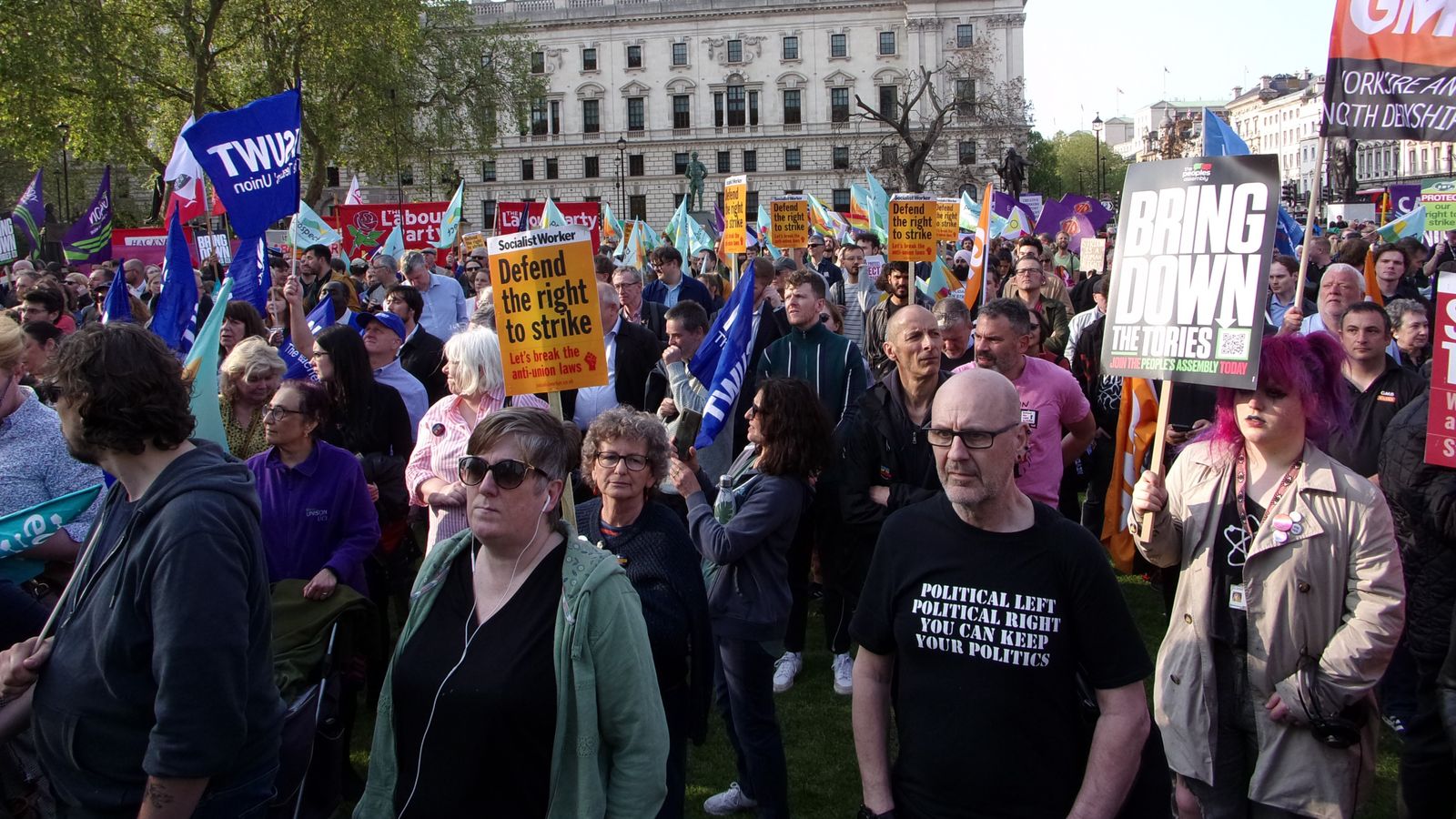 Britisches-Antistreikgesetz-passiert-weitere-Parlamentsabstimmung-ohne-nennenswerten-Protest-der-Gewerkschaften