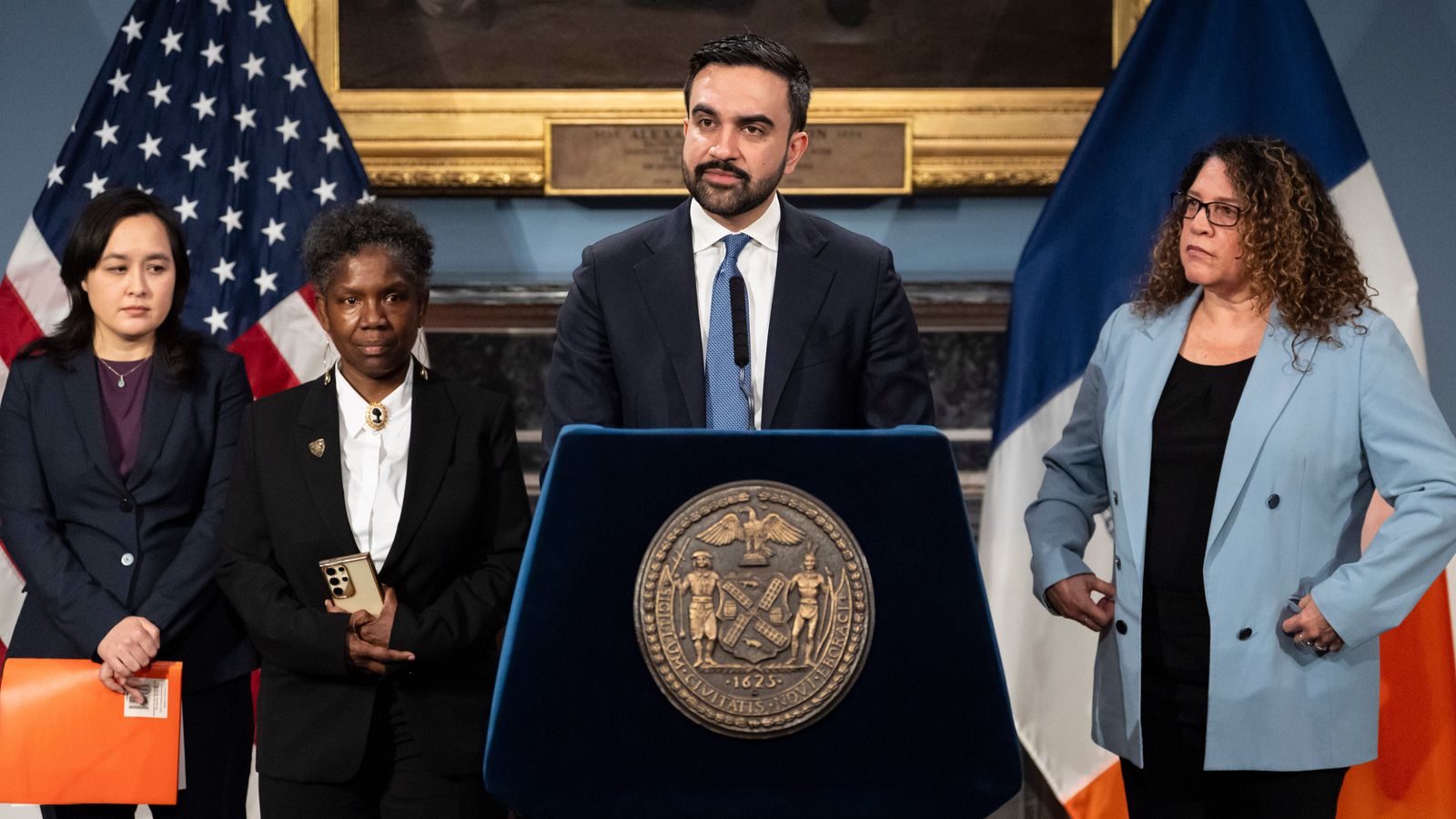 New York City Mayor Mamdani prepares for austerity following NYPD raid against anti-ICE protesters