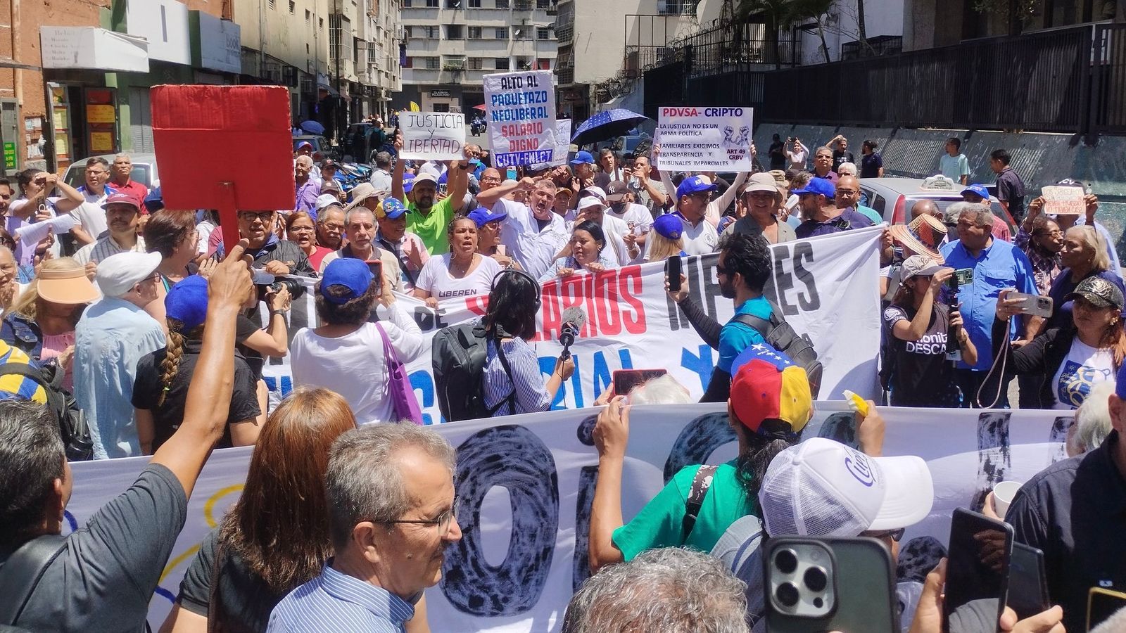 Venezuelan workers protest persistent poverty amid privatizations and US corporate deals