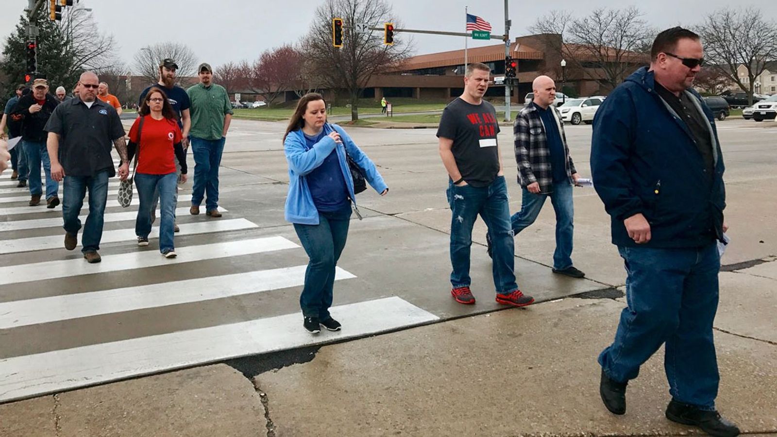 US CaterpillarUAW workers authorize strike by more than 98 percent World Socialist  Site