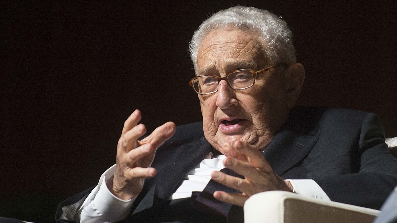 Henry-Kissinger-und-die-Verbrechen-des-US-Imperialismus