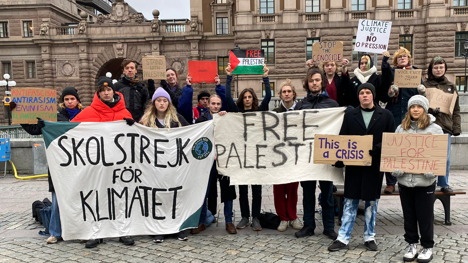 German politicians and media attack Greta Thunberg for condemning the genocide in Gaza