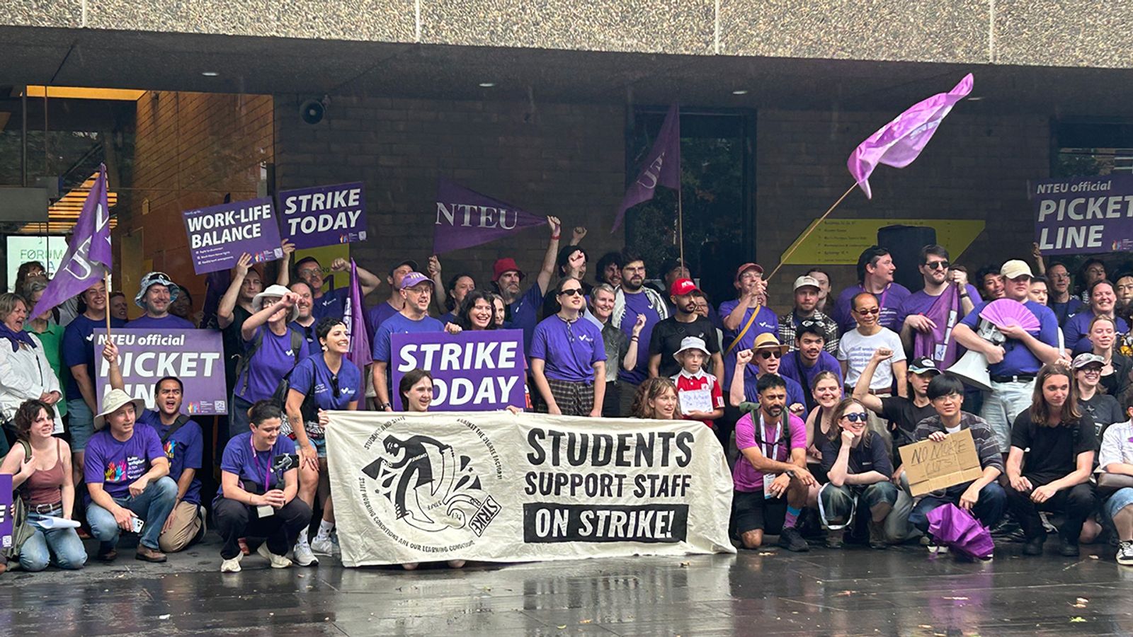 Australia: False claims of “backflip” on job and course cuts at University Technology Sydney