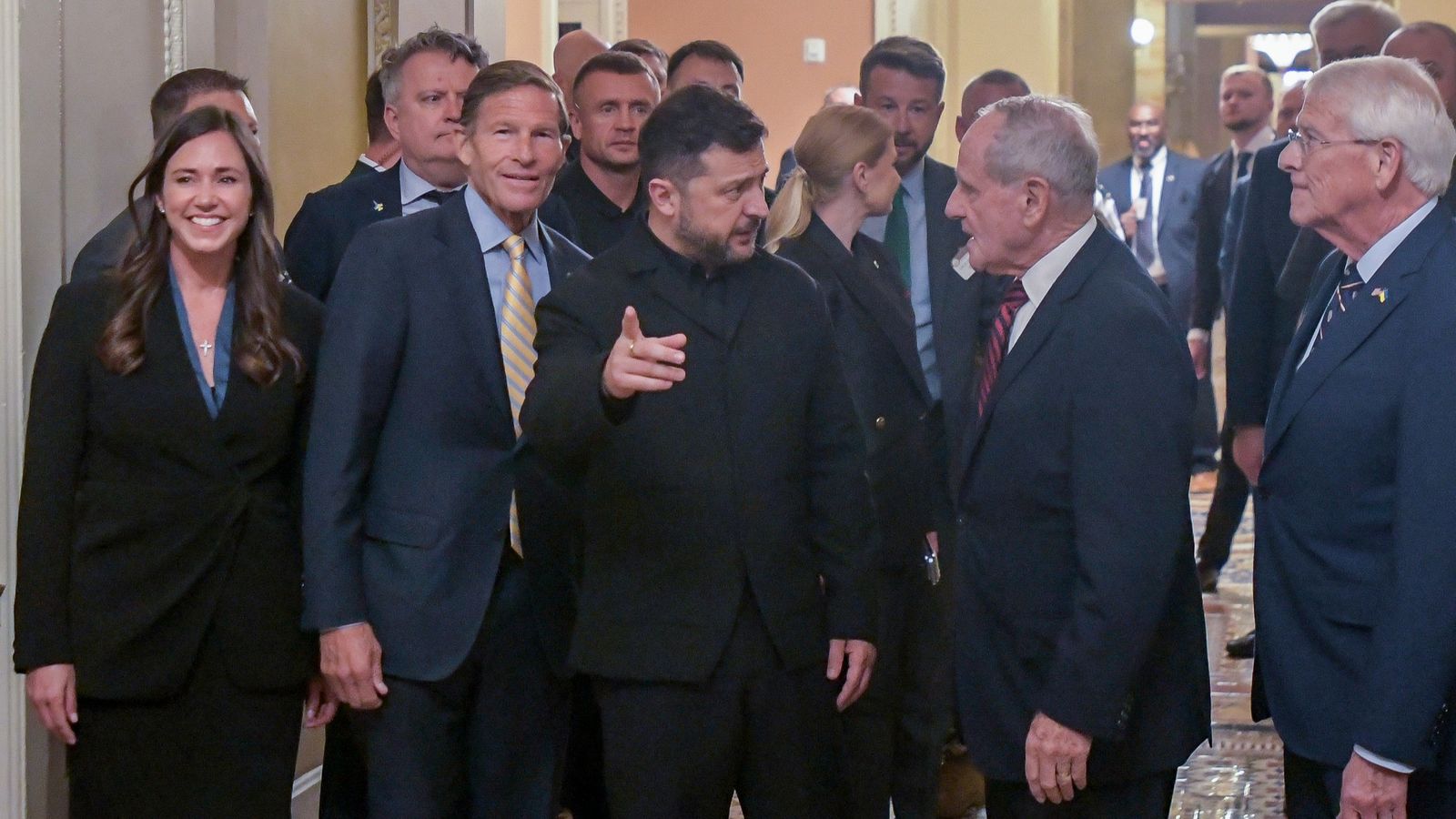 Par un vote sur l’Ukraine et l’Iran, les démocrates et les républicains démontrent leur appui à la guerre mondiale