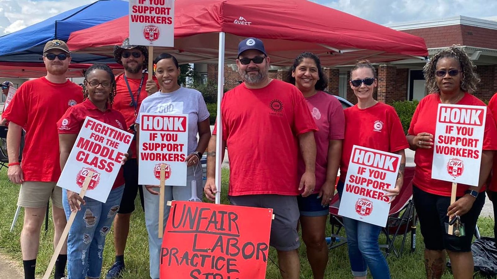 Over 17,000 AT&T workers strike in the southeast US - World Socialist ...