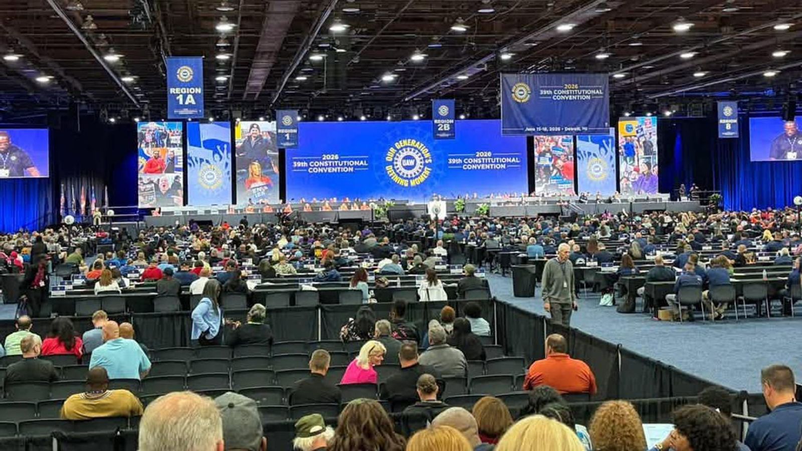 Le congrès de l’UAW s’ouvre à Detroit en pleine rébellion des travailleurs des pièces automobiles