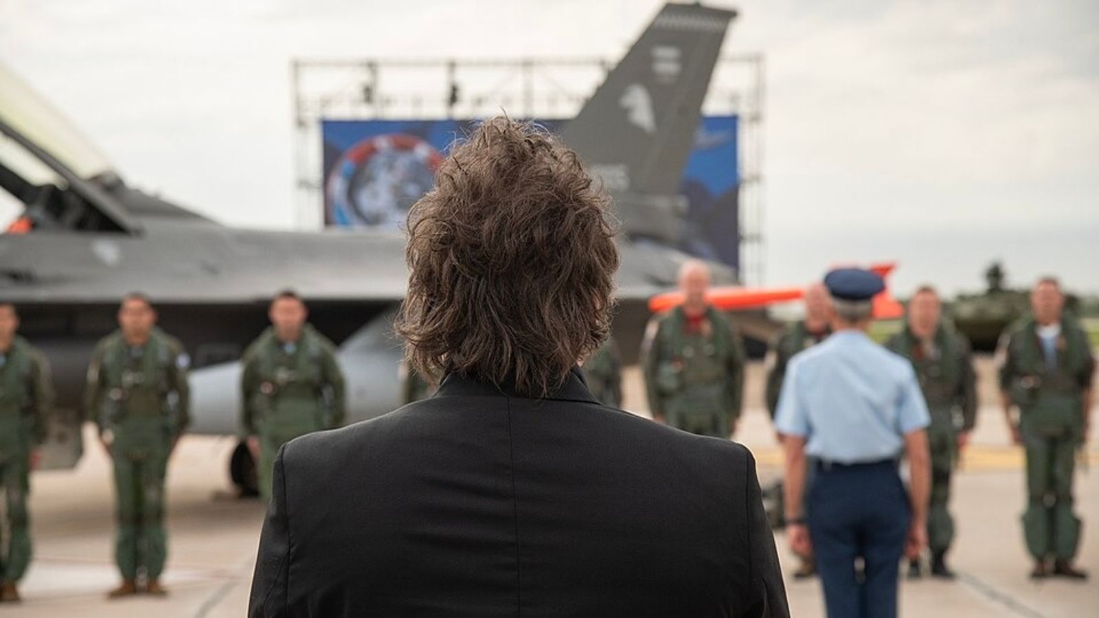 Milei exploits Malvinas to build up Argentinas repressive apparatus - wsws.org thumbnail