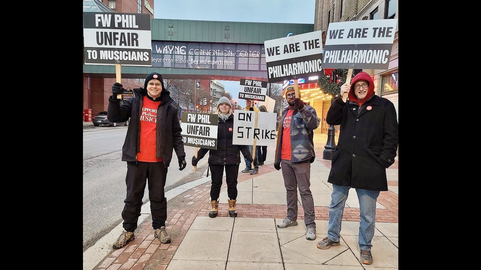 Management issues ultimatum as strike by Fort Wayne Philharmonic ...