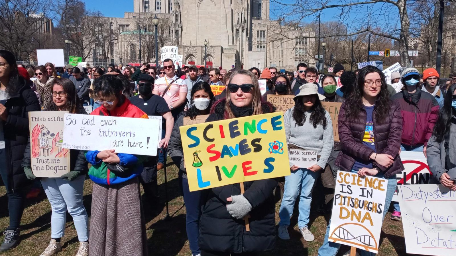 Thousands demonstrate in the Stand Up for Science protests - World ...