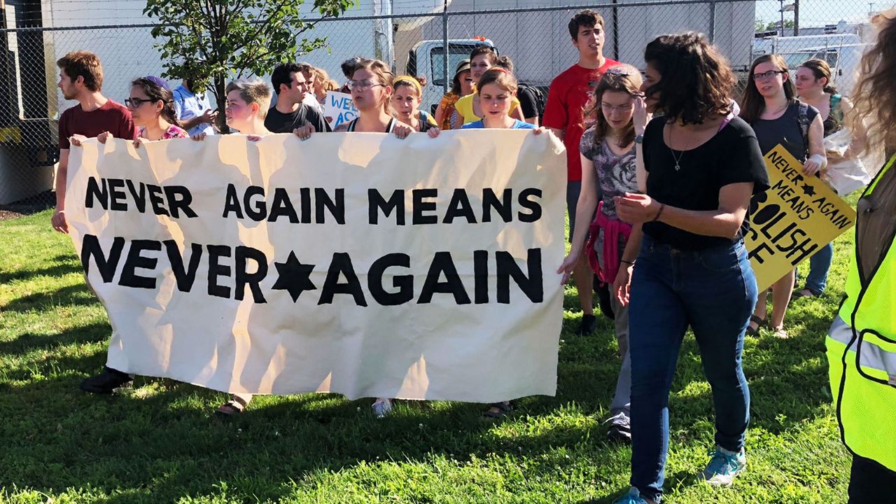 Young people protest Trump's concentration camps [Credit: Never Again Action]
