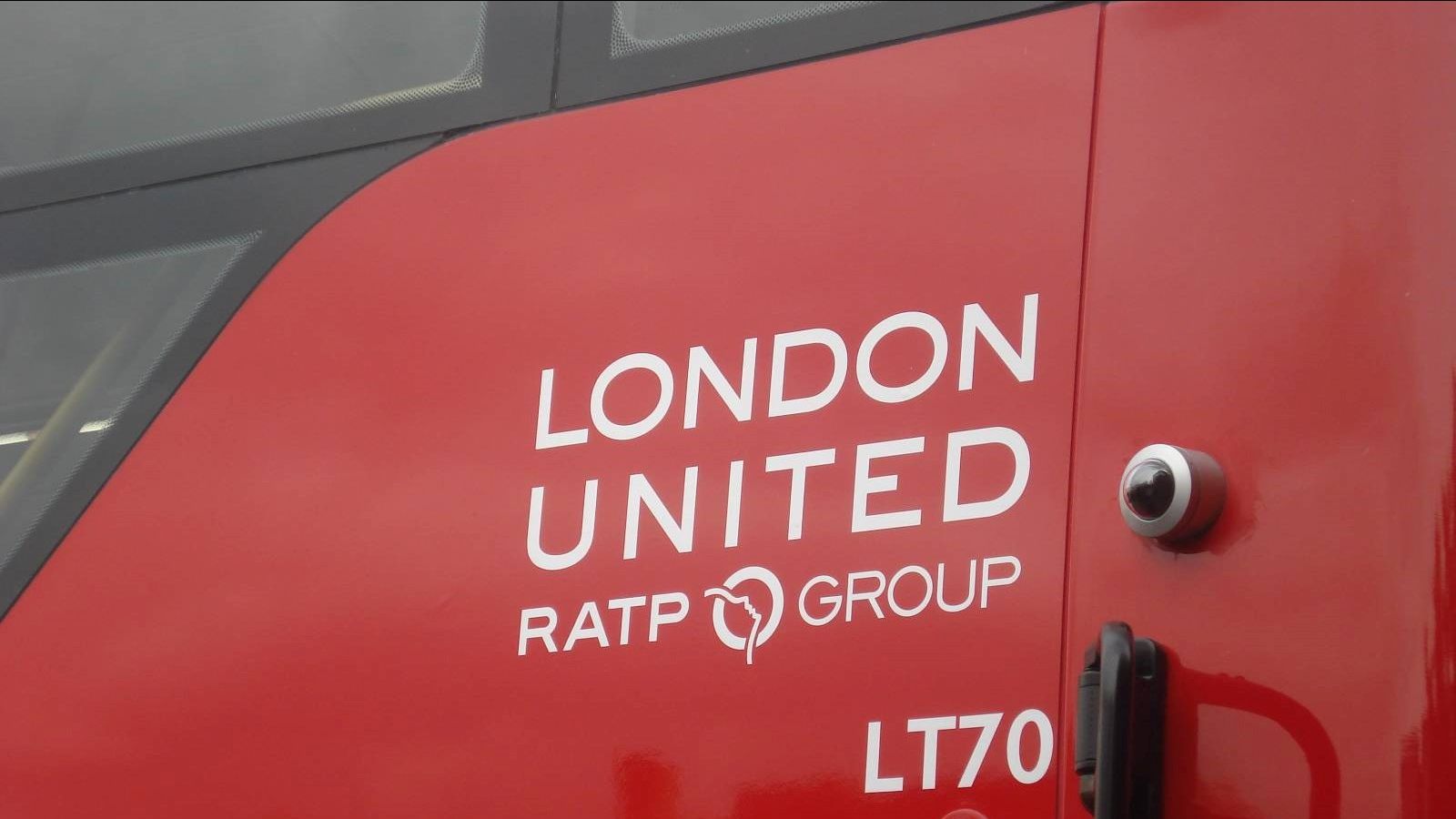 Die Busfahrer von London United verurteilen die Lohnabstimmung von Unite, die unter der Inflation liegt