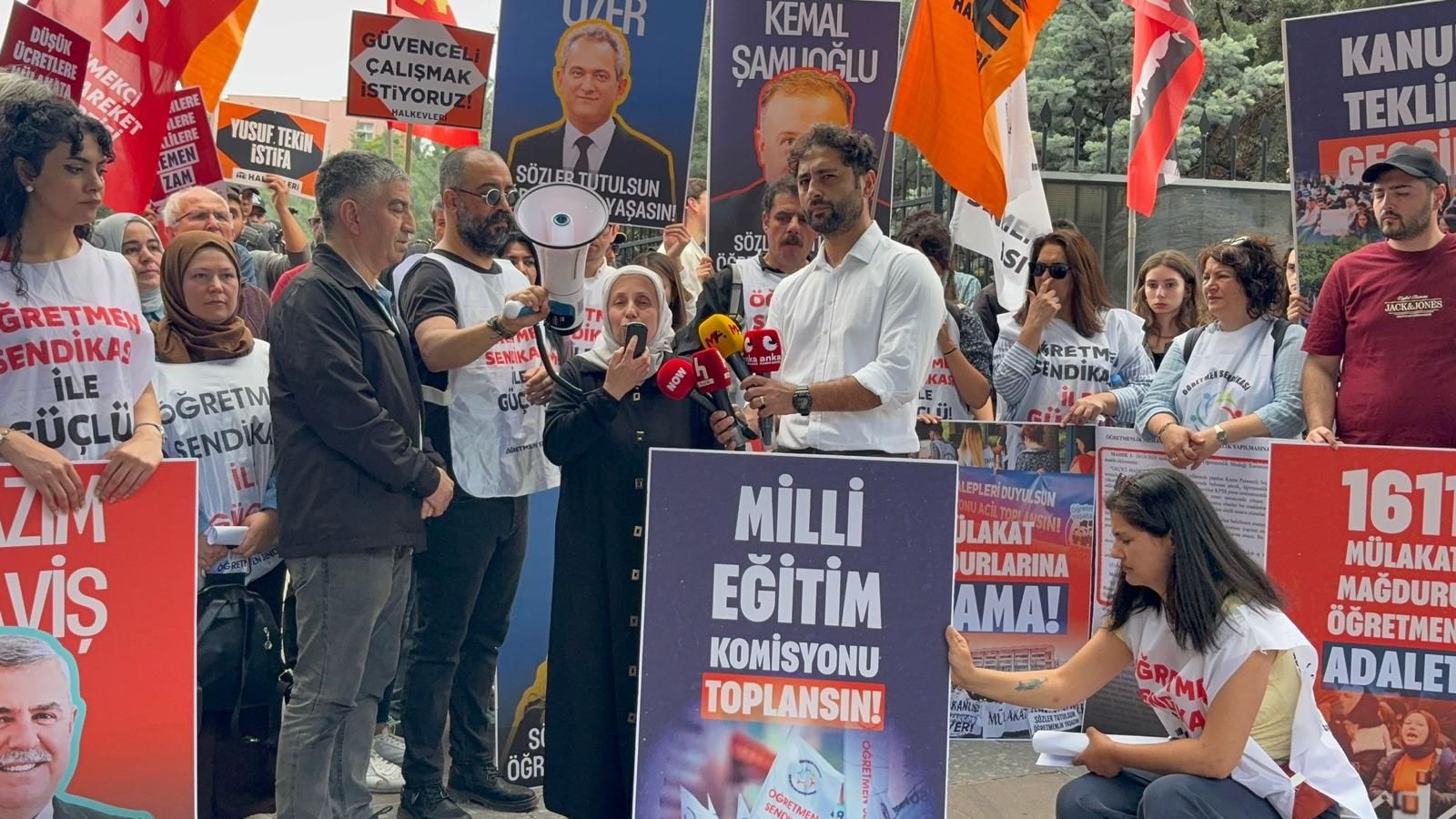 Teachers in Türkiye to launch an indefinite protest in Ankara