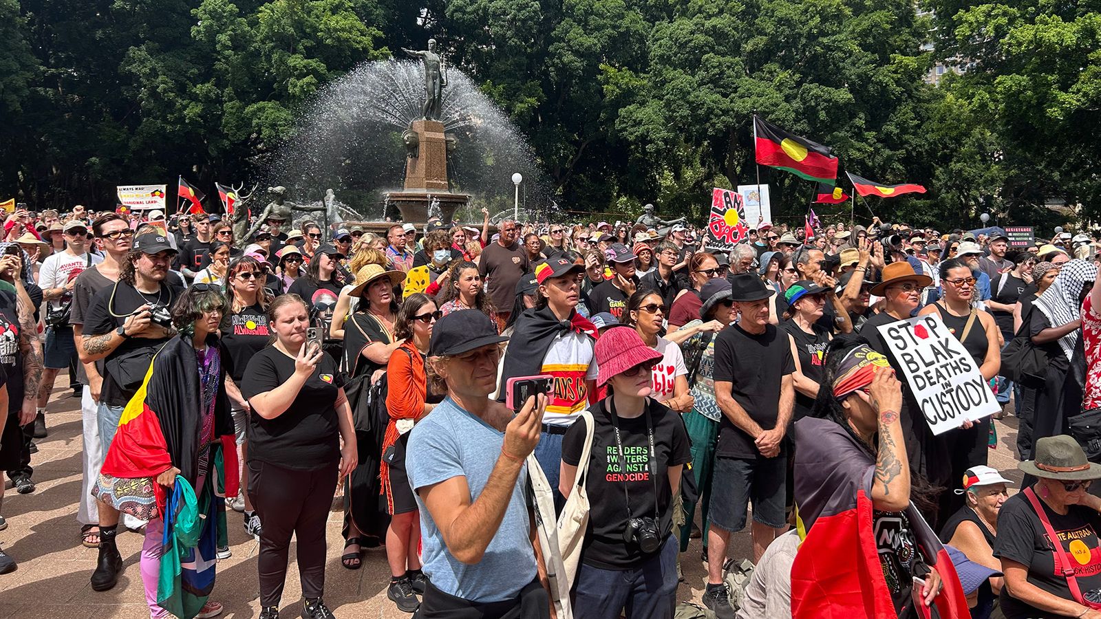 Large “Invasion Day” protests held in Australia amid unprecedented assault on democratic rights